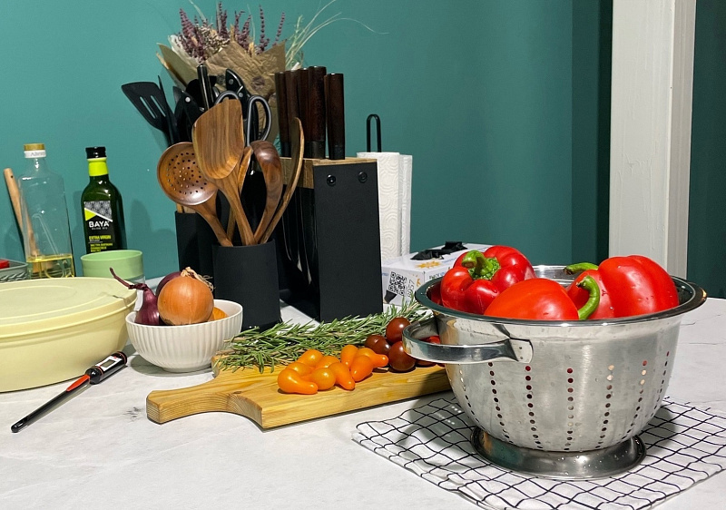 Социальный контракт помог жительнице Вельского района открыть кулинарную студию